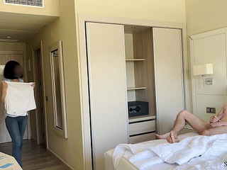 Public Dick Flash. I Pull Out My Dick In Front Of A Hotel Maid And She Agreed To Jerk Me Off.