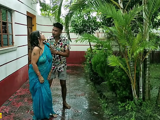 Indian Hot Aunty Outdoor Sex At Rainy Day! Hardcore Sex