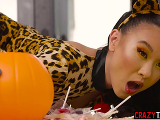 Fill Teen Kimmy Kimm Tight Pumpkin With Your Candy Sir And Make Me Moan!