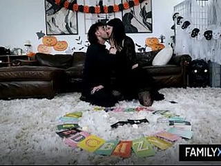 Goth Stepsiblings Summon The Ouija Demon - Asteria Jade